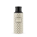 Maison Asrar Belgravia Eau de Parfum — Botol wangian tinggi berwarna krim dengan corak hitam dan penutup bertekstur hitam, mempunyai label tengah tertulis 'BELGRAVIA' dan 'ROYAL COLLECTION'.