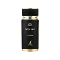 Maison Alhambra Sceptre Oceana — Botol minyak wangi hitam dengan aksen emas, menampilkan penutup hitam berjalur dengan permata biru kecil, serta teks dan logo rusa emas di hadapan.