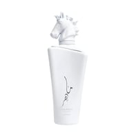 Lattafa Maahir Honor 100ml by Lattafa — White perfume bottle with a white horse head cap and Arabic calligraphy on the front | Lattafa Maahir Honor 100ml oleh Lattafa — Botol minyak wangi putih dengan penutup kepala kuda putih dan kaligrafi Arab di hadapan