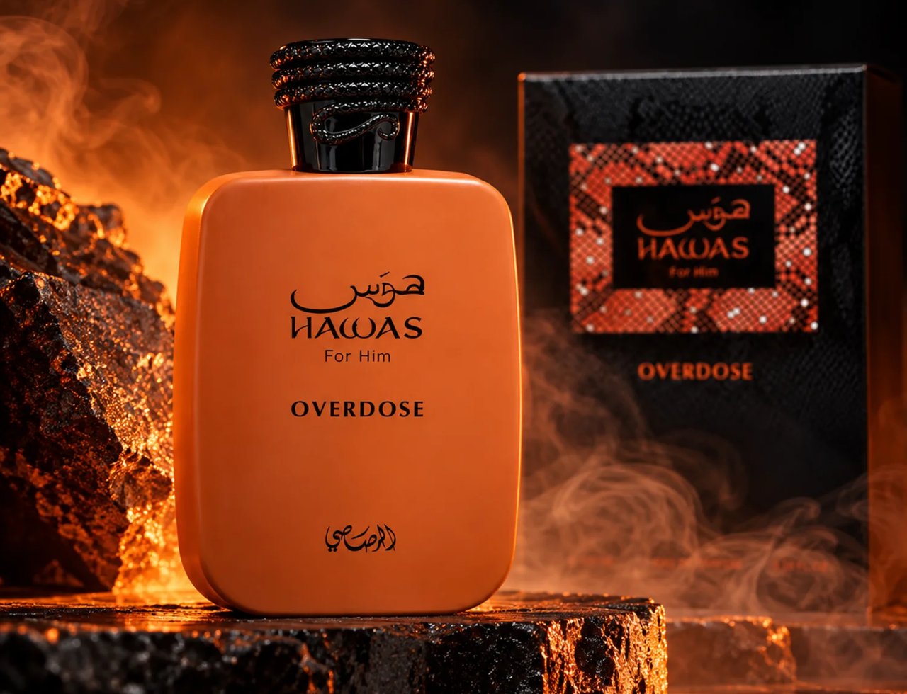 RASASI Hawas Overdose by Rasasi 100ml EDP — Botol minyak wangi oren dengan penutup bertekstur hitam, diletakkan di atas batu gelap bertekstur dengan asap dan latar belakang oren membara.
