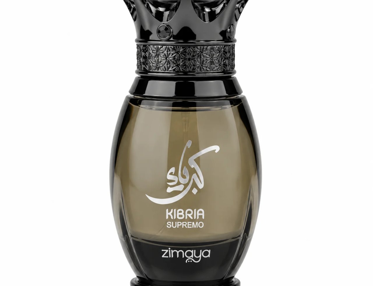 Zimaya Kibria Supremo — Penutup hitam berbentuk mahkota pada botol minyak wangi kaca gelap dengan kaligrafi Arab dan teks 'KIBRIA SUPREMO', berlatar belakang putih.
