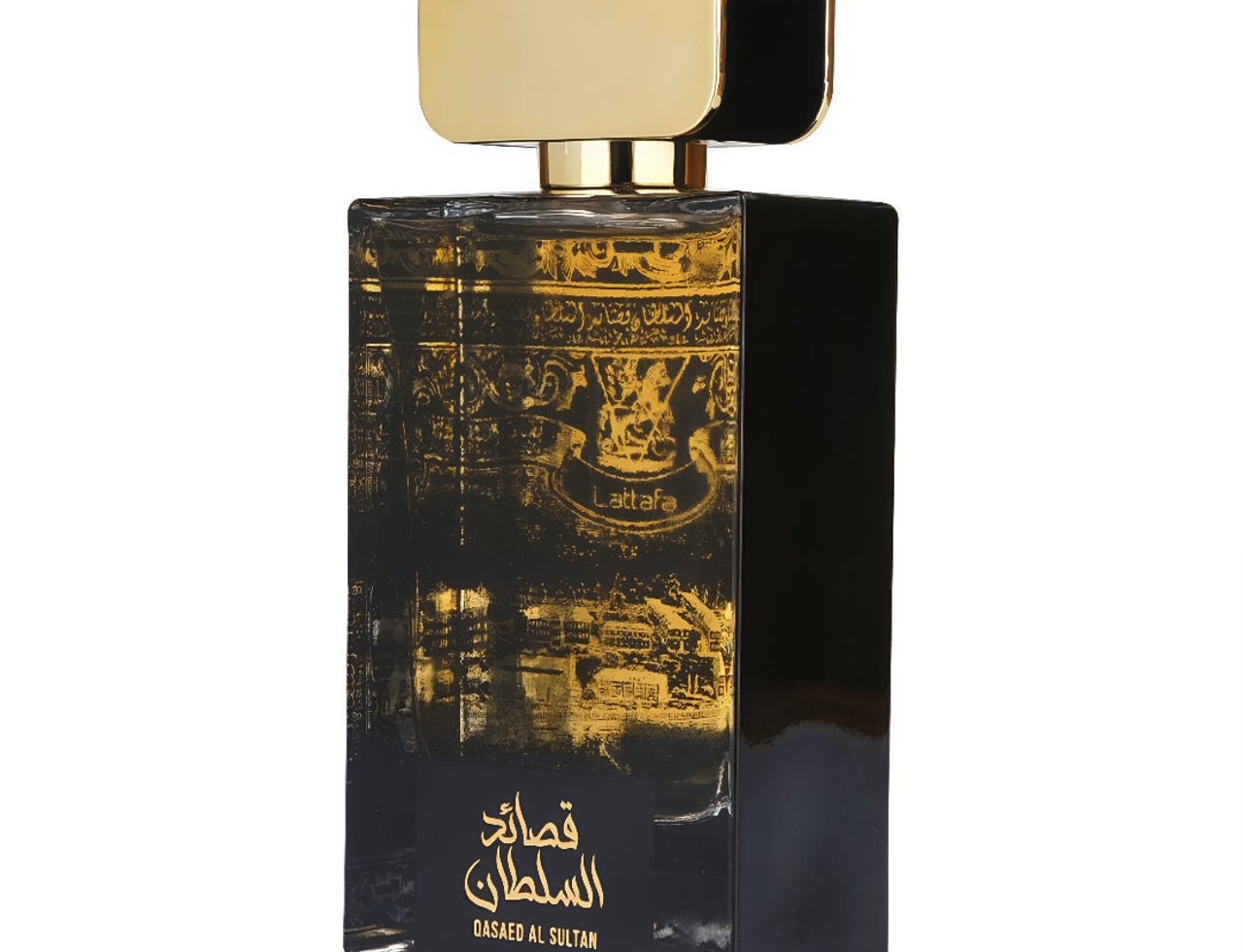 Lattafa Qasaed Al Sultan — Botol minyak wangi kaca hitam dengan tulisan Arab emas berhias dan imej, menampilkan penutup emas yang ketara, terasing di latar belakang putih.