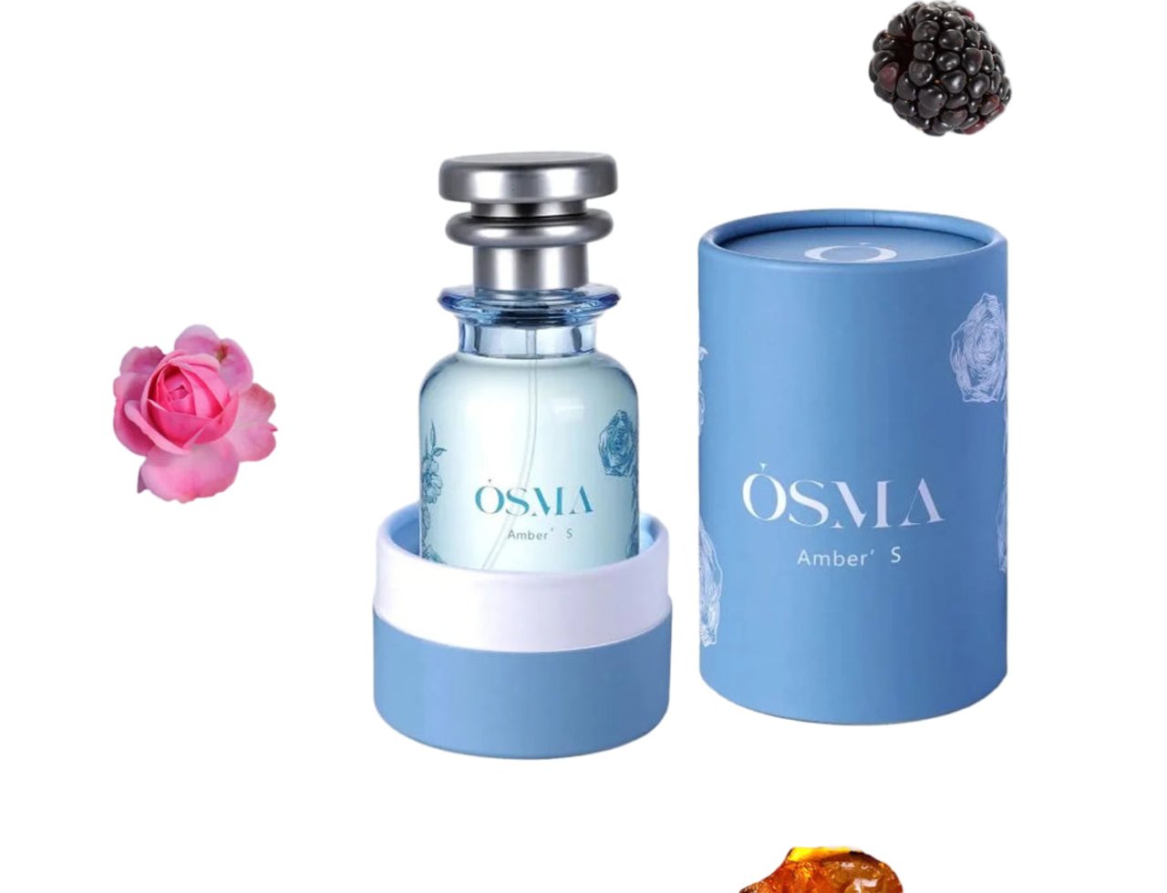 Osma Amber S Rose Osma 75ml EDP — Botol minyak wangi biru muda bertutup perak, diletakkan dalam kotak silinder biru. Sekuntum mawar merah jambu, buah beri hitam, dan ketulan amber disusun di sekeliling botol dan kotak.