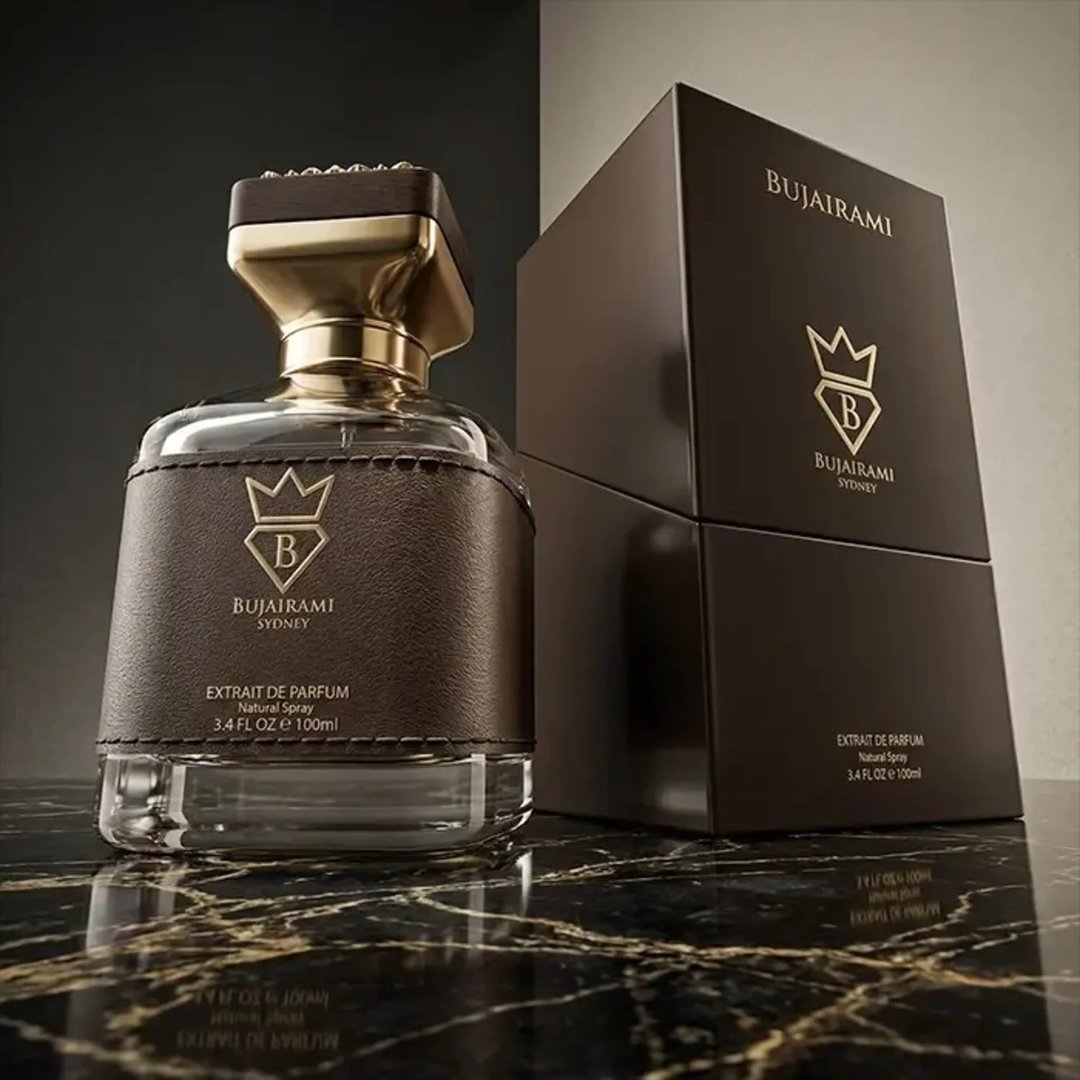 fruity woody fragrance