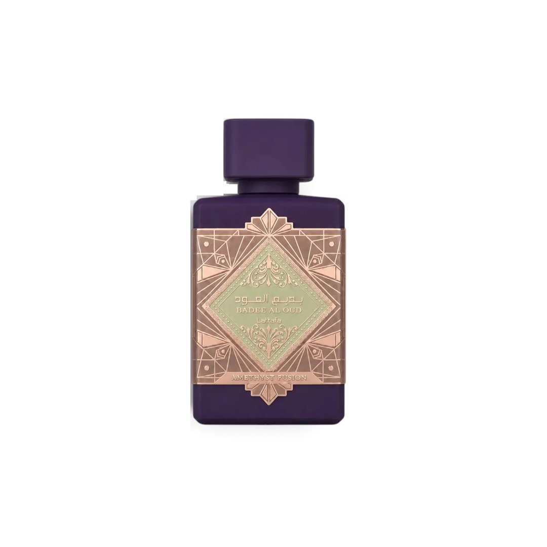 Lattafa Bade'e Al Oud Amethyst Fusion 100ml — Purple bottle with a decorative gold and green label featuring Arabic script and geometric patterns, presented on a white background.