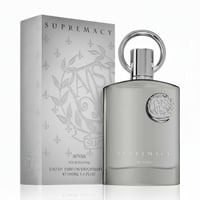 Afnan Supremacy Silver by Afnan 100ml EDP Men — Kotak wangian perak bertekstur dengan corak berdaun dan bunga, bersama botol wangian perak berkilat dengan penutup bulat perak dan lencana berkerawang di hadapan