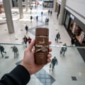 Asad Bourbon di NU Sentral jambatan kaca