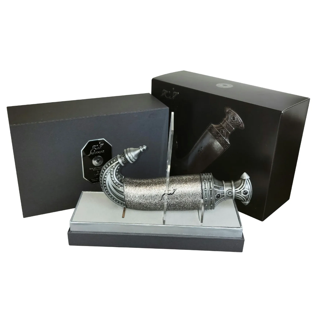 Niche Emarati Leather Perfume Guide for Malaysia