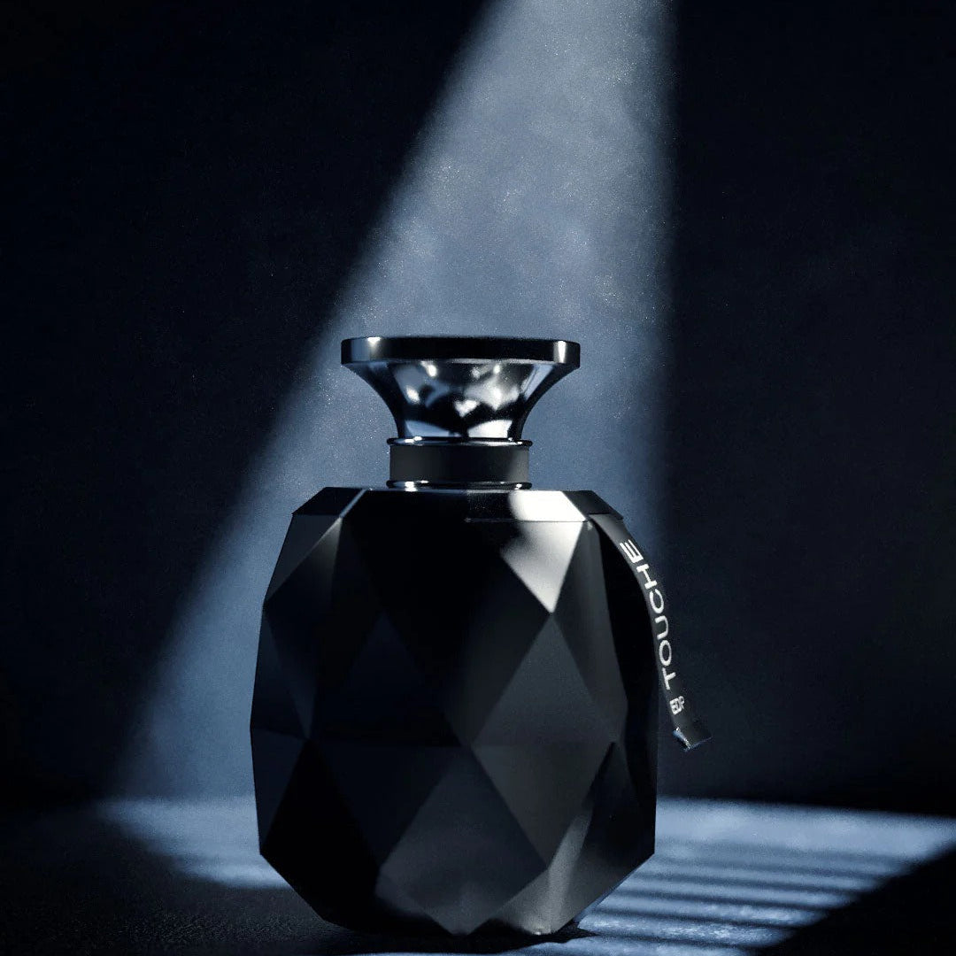 How to Choose Between Hooked Azure and Pride Femme by Rue Broca