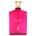 Maison Alhambra Avant Ruby Eau De Parfum 100ml — Botol kaca merah jambu terang dengan penutup emas bertekstur, logo rusa emas dan tulisan 'AVANT RUBY MAISON ALHAMBRA'