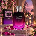 RASASI Hawas Reina by Rasasi 100ml EDP — Botol minyak wangi mewah dengan kaca ungu gradien ke hitam, penutup perak berhias, dipamerkan di atas alas marmar dengan kelopak mawar dan bunga bertaburan, latar belakang bokeh lembut halaman istana Arab senja.