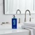 Afnan 9AM Dive by Afnan EDP 100 ml For Men — Botol wangian biru terang dengan penutup bulat berkilat, diletakkan di atas meja singki bilik air dengan cermin dan pili air di latar belakang, serta tuala putih dilipat di sebelah kanan.