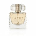 Maison Alhambra La Vita Eau de Parfum — Botol minyak wangi kaca jernih berfaset dengan penutup emas dan lambang rusa emas di hadapan.