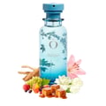 Osma Osma Bonjour Oriental Blossoms 150ml EDP — Botol kaca biru berhias daun, penutup, dikelilingi buah-buahan, bunga, kiub karamel, dan batang kayu.