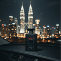 Zimaya Cult by Zimaya 100ml EDP Men — Botol minyak wangi hitam dengan tulisan merah 'CULT', diletakkan di papan pemuka kereta pada waktu malam dengan latar belakang langit bandar yang kabur dan pencakar langit.