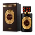 French Avenue Shadow Absolus by French Avenue Extrait Unisex — Botol minyak wangi hitam dengan label emas berukir dan penutup berhias permata, bersebelahan kotak coklat gelapnya yang bersulam petak emas.
